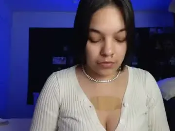Chaturbate Live Sex Cam of sweetieslikebutter