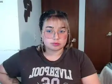 Chaturbate Free Live Porn of yini_angel07