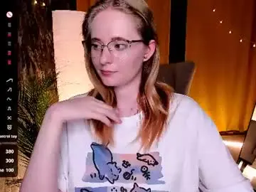 sheslinki from chaturbate