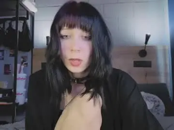 yourcutiegoth from chaturbate
