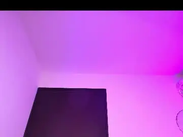 Chaturbate Live Porn of mia_flames