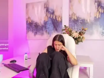Chaturbate Sex Cam of madydoll_1