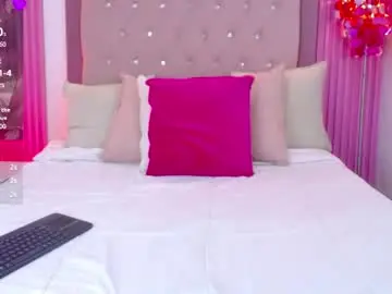 Chaturbate Nude Webcam of emmma_wilder