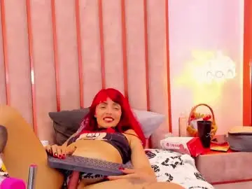 Chaturbate Nude Webcam of lucie_red