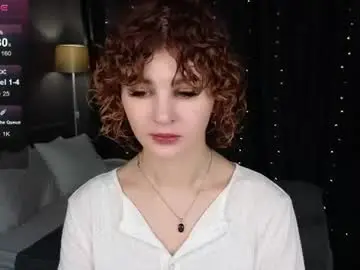 Chaturbate Live Sex Cam of kira_fluffy