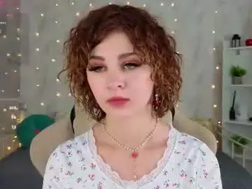 Chaturbate Sex Cam of kira_fluffy
