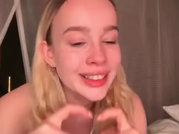 Chaturbate Watch Live Sex Cams of _kkkhaleesi_