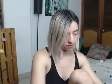Chaturbate Sex Cam of alicee_logan_