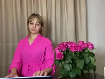 Chaturbate Best live sex cam show of crystalfever_