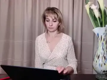 Chaturbate Best Webcam of crystalfever_