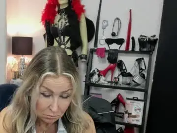 Chaturbate Free Live Porn of crystalxohotty