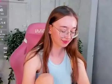 lucyy_green from chaturbate