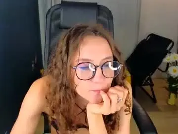 hotlaracroft from chaturbate