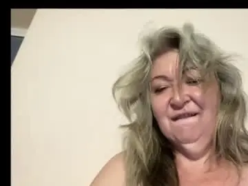 Chaturbate Live Sex of milf_charlotty