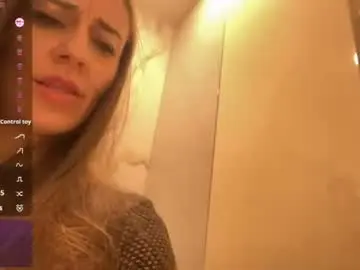 Chaturbate Adult Webcams of crystallana