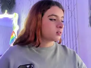 Chaturbate Live Sex Cam of naomy_tay1