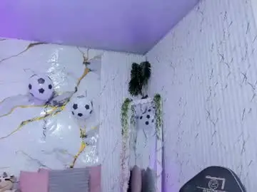Chaturbate Live Porn of naomy_tay1