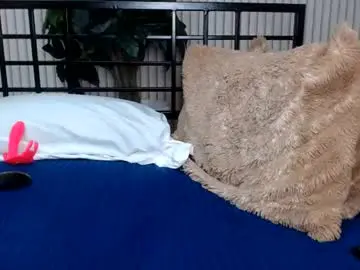 sexy_larisa from chaturbate