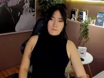 Chaturbate Live Sex Cam of skyylee_