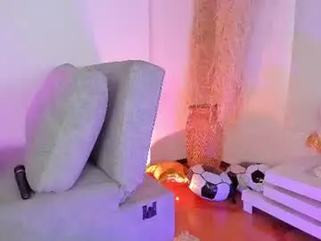 Chaturbate Watch Live Sex Cams of amelie_wine_