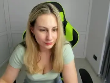 Chaturbate Nude Webcam of julia_sunshinee