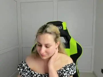 Chaturbate Nude Webcam of julia_sunshinee