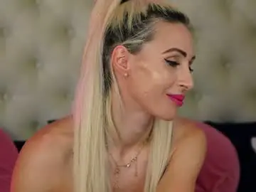 Chaturbate Live Porn of ragazzabellaa