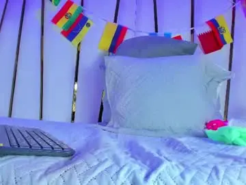 Chaturbate Best live sex cam show of scarletmilf_1