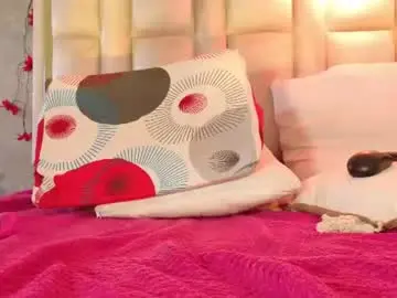 Chaturbate Live Sex Cam of lunarosse18
