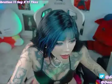 Chaturbate Live Sex Cam of _deadly_doll