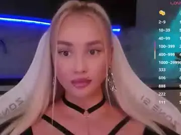 blond_diamond from chaturbate