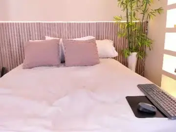 Chaturbate Sex Cam of cloeharp