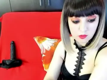 Chaturbate Nude Webcam of goddessemily_