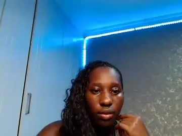 Chaturbate Live Porn of lalisa_manobal