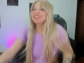Chaturbate Live Sex Cam of pamelaqueen_1