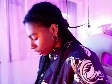 queen_perla_ from chaturbate