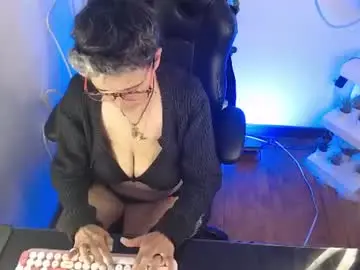 Chaturbate Best live sex cam show of selena_ferreira