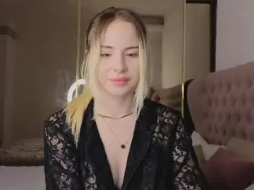 Chaturbate Sex Cam of bella_crazyy