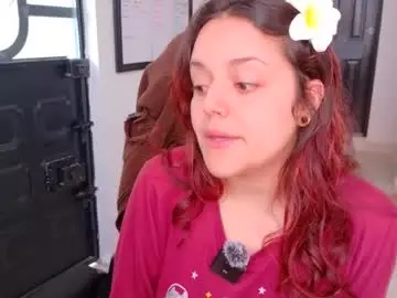 Chaturbate Live Sex Cam of scarlett77_