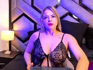 Chaturbate Live Sex Cam of selene_rabbit