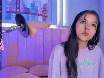 Chaturbate Live Sex Cam of shelley_fox