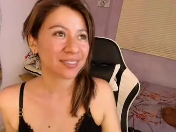 luna_desiree from chaturbate