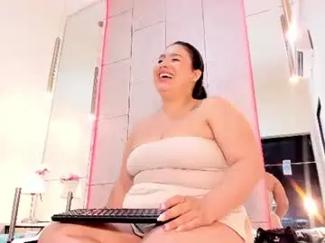 Chaturbate Free Live Porn of maralinette22