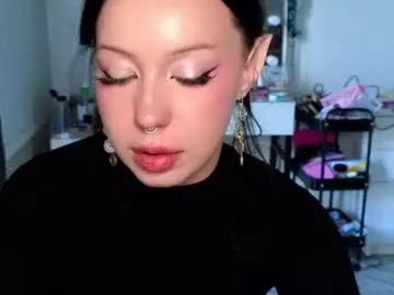 Chaturbate Nude Webcam of moranagoddess
