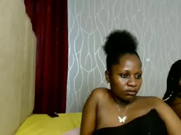 raven_luxe from chaturbate