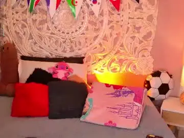 Chaturbate Live Sex Cam of malaikabrown