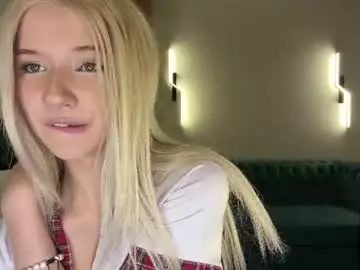 Chaturbate Adult Webcam of vikkiiisecret