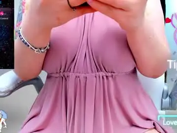 Chaturbate Best live sex cam show of evelyne_rose