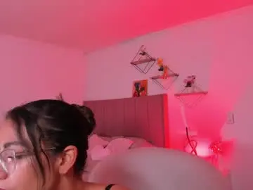 Chaturbate Live Sex of elegant_rouse