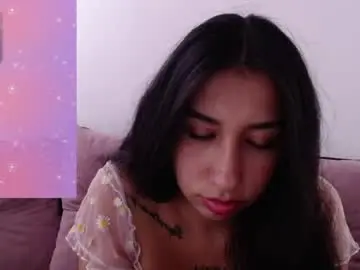 Chaturbate Live Sex Cam of valen_tina33